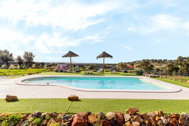 Finca für Gruppen für 8 Personen, mit Garten, mit Haustier in Portugal - 2