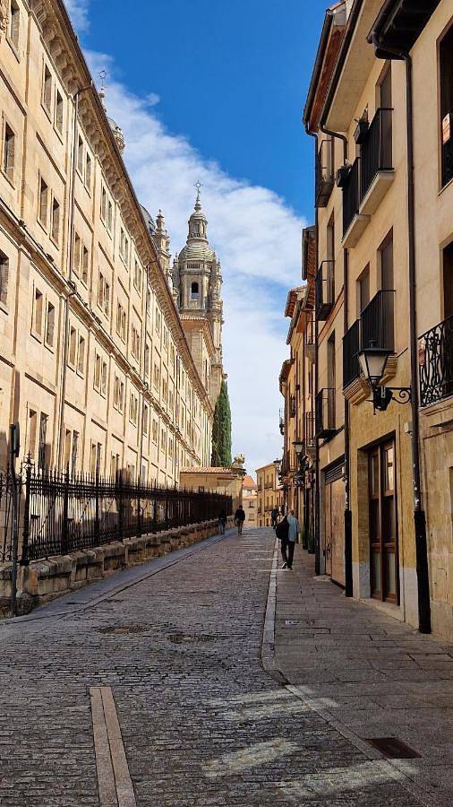 Escapadas de fin de semana para 18 personas, con vistas y balcón en Salamanca