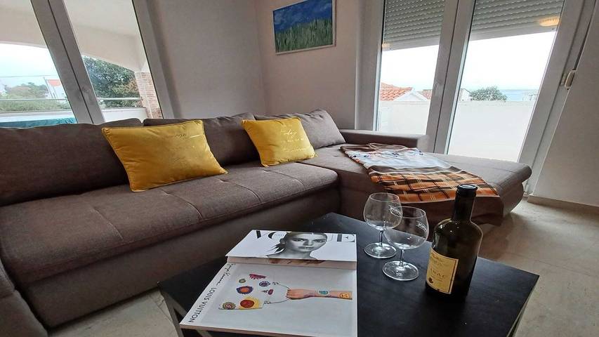 Ferienwohnung für 4 Personen, mit Terrasse in Vrsi - 2