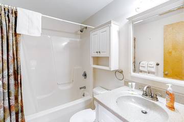 Vacation House for 8 Guests in Wilmington (VT), Green Mountain National Forest, Picture 4