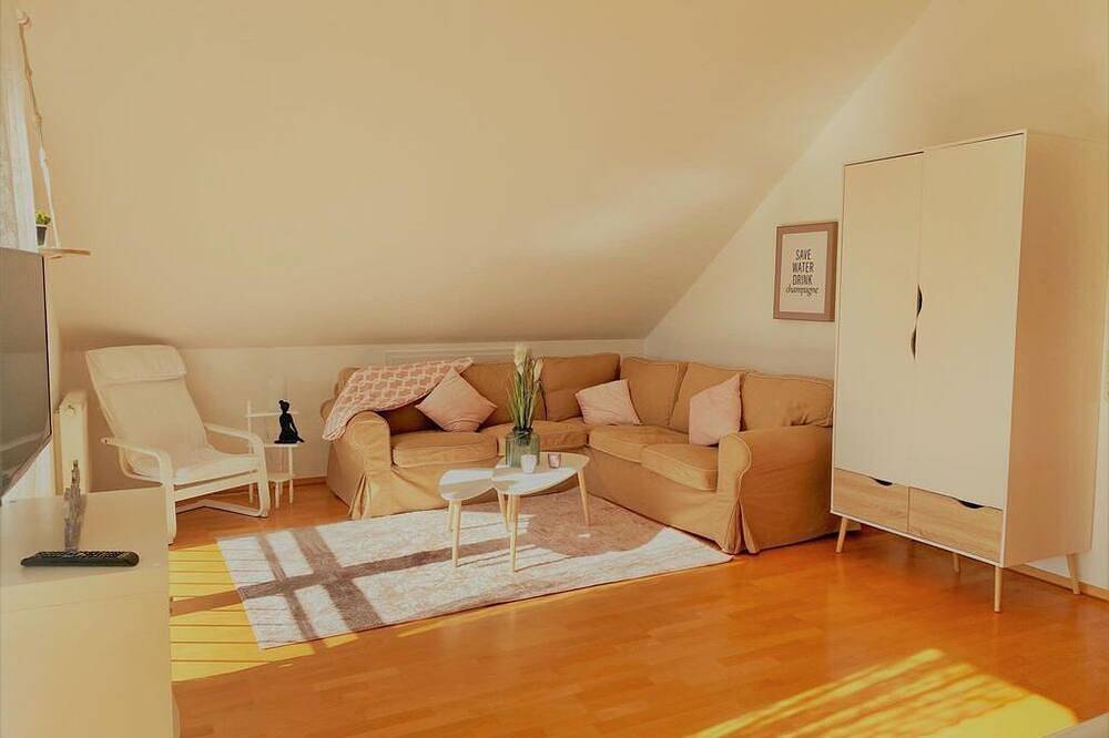 Ganze Wohnung, Ferienwohnung Sonnenblick - Appartement/Fewo, Dusche, Wc, 2 Schlafräume in Losheim am See, Saar-Nahe-Bergland