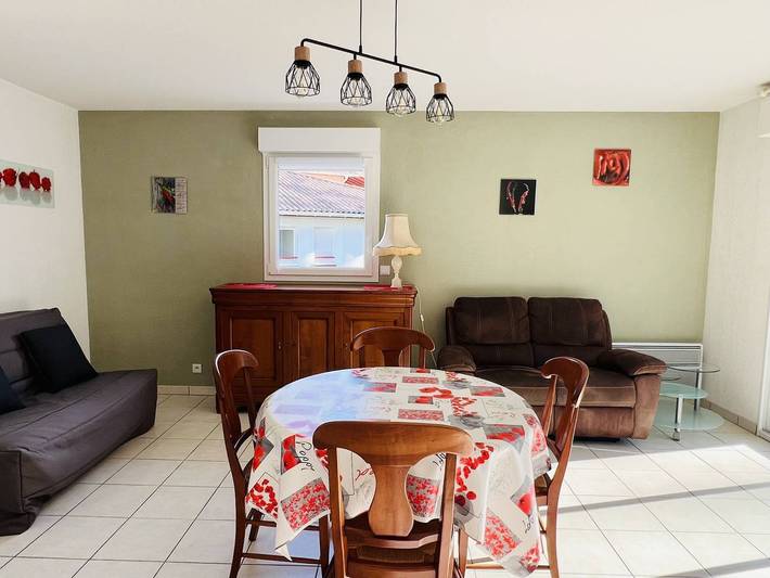 Gîte pour 2 personnes, avec terrasse à Cambo-les-Bains - 2