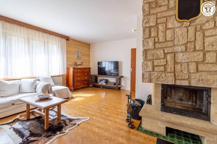 Gîte pour 6 personnes, avec terrasse et jardin à Queige - 2