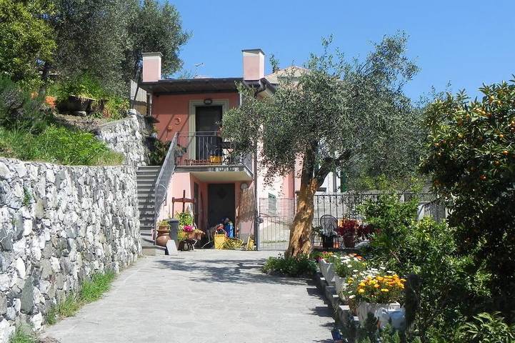 Ferienwohnung für 4 Personen, mit Garten und Balkon in Levanto Kommune
