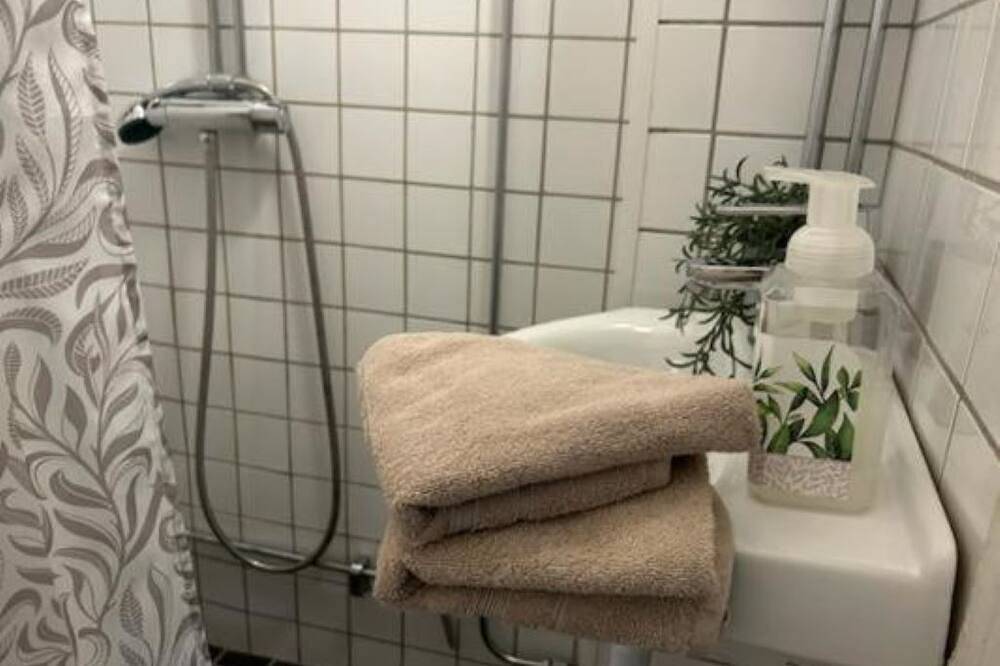 Entire apartment, Stockholm Loft Haven 3 Beds in a 1- Bedroom Gem in Norrmalms stadsdelsområde, Stockholm