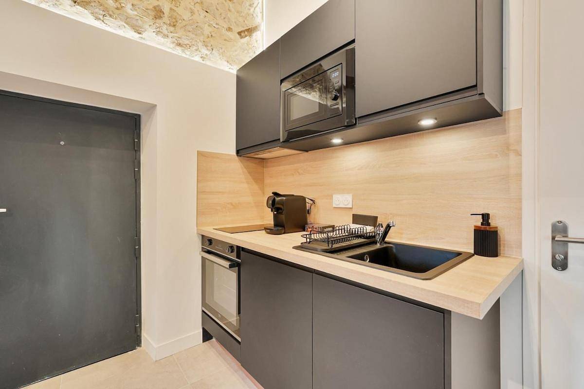 Appartement entier, One-Bedroom Apartment in Wissous, Essonne