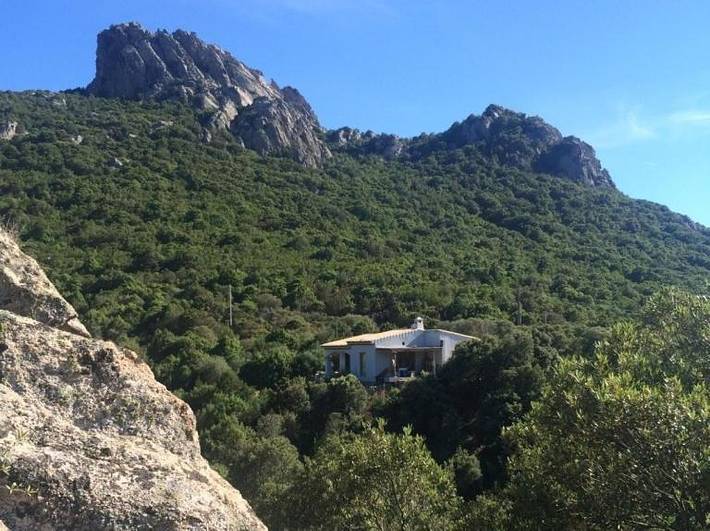 Ferienhaus für 5 Personen, mit Terrasse und Garten sowie Ausblick in San Pantaleo