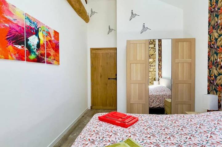 Location de vacances pour 10 personnes, avec jardin à Saint-Vivien-de-Monségur - 2