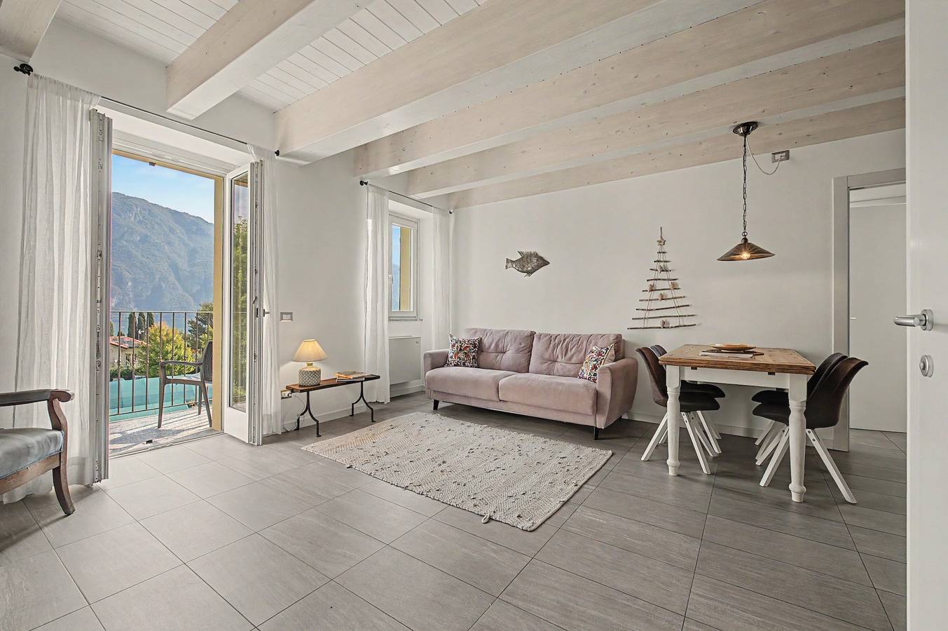 Holiday Rental for 6 People in Bellagio, Comune di Bellagio