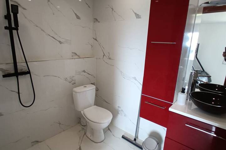 Gîte pour 3 personnes, avec jardin et terrasse, animaux acceptés dans L'Hôpital-du-Grosbois - 4