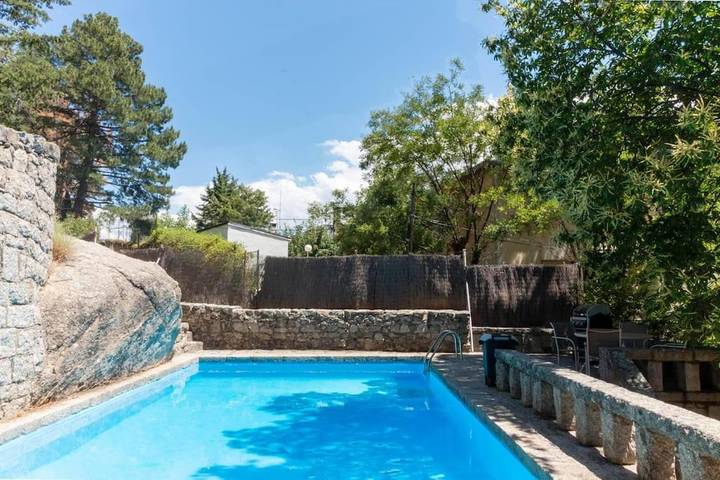 Chalet para 2 personas, con piscina además de vistas y jardín en Provincia de Madrid - 3