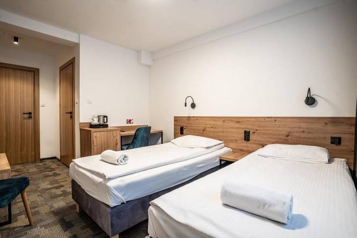 Hotel für 3 Personen, mit Terrasse und Whirlpool sowie Garten und Kinderpool in Allenstein - 4