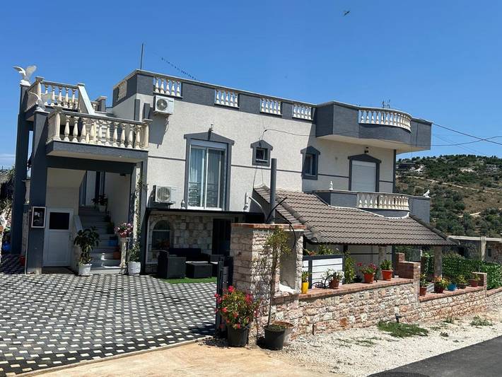 Apartament wakacyjny dla 7 osób, z Balkon i Taras oraz Ogród w Ksamil
