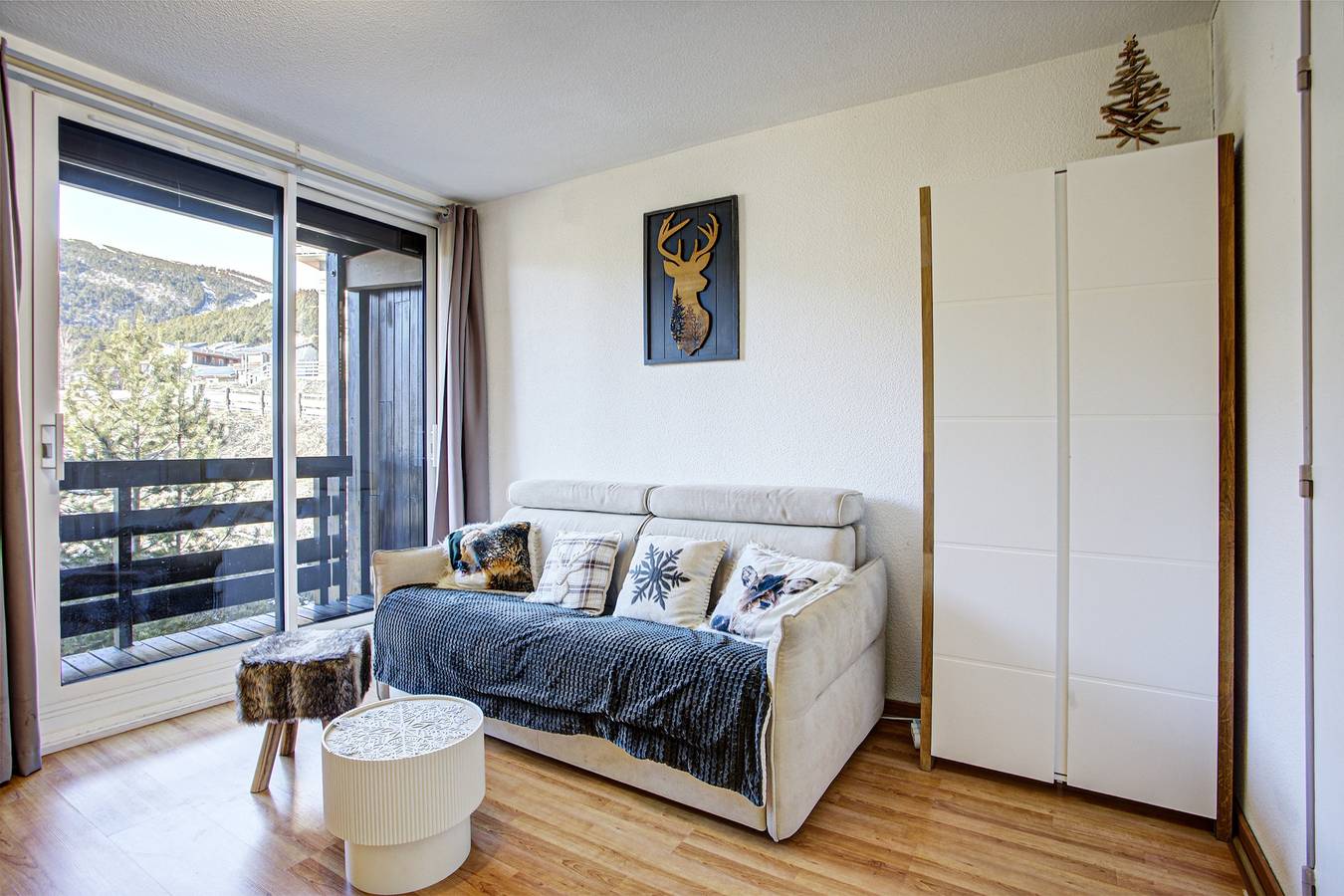 Appartement entier, Le Petit Montagnard - Station accessible à pied in Les Angles, Parc naturel régional des Pyrénées catalanes