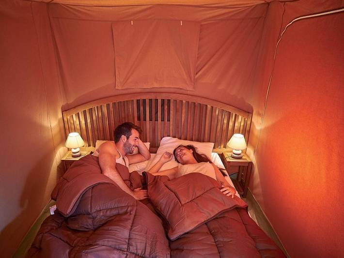 Tente pour 4 personnes, animaux acceptés dans la Sarthe - 3