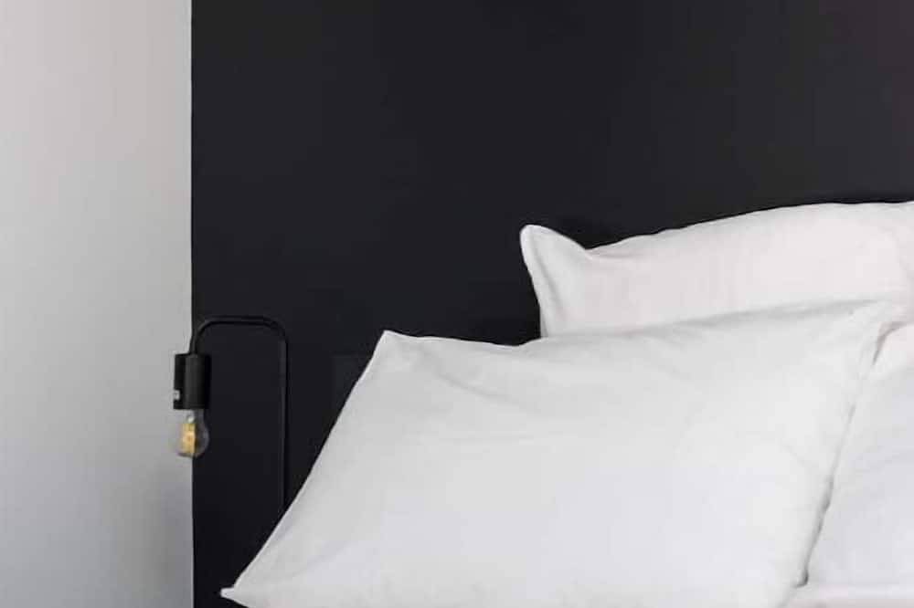 Entire apartment, Magnifique Loft Type Boutique Hôtel à Libourne in Libourne, Libourne region