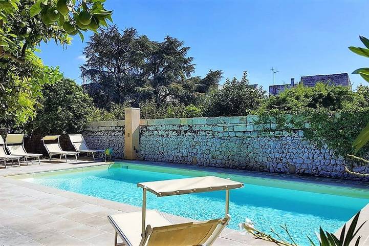 Ferienhaus für 13 Personen, mit Garten und Whirlpool