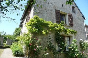 Location de vacances pour 18 personnes, avec jardin à Sainte-Honorine-des-Pertes