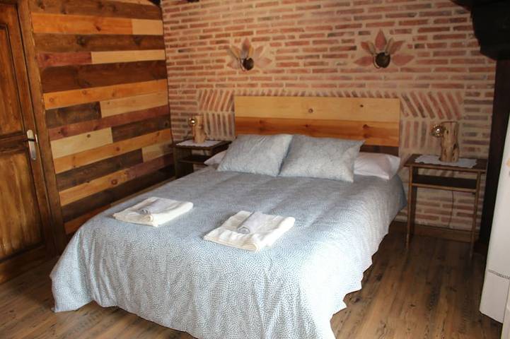 Gîte pour 14 personnes, avec jacuzzi et balcon à Casarejos - 3