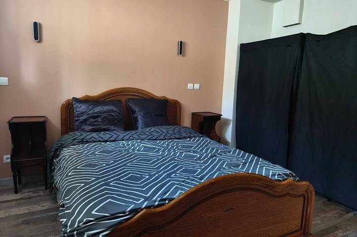 Gîte pour 4 personnes, avec jardin, animaux acceptés à Charnay-lès-Mâcon - 3