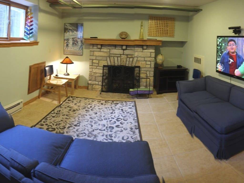 Madison West Side. Luxuriöses Wohnen 1 Block vom See entfernt. in Madison, Dane County