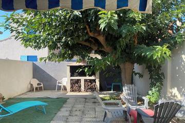 Gîte pour 5 personnes, avec jardin et terrasse à Vendres