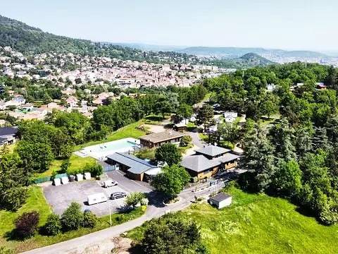 Mobil home pour 6 personnes à Ceyrat