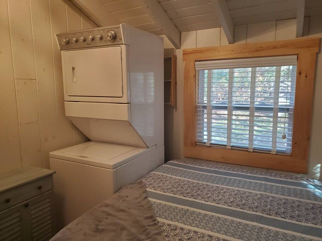 Waterfront, dock, bring your boat in Hebron, Grafton County