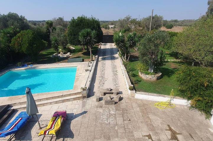 Stone Villa mit privatem Pool und Garten in Corigliano d'Otranto, Lecce Provinz