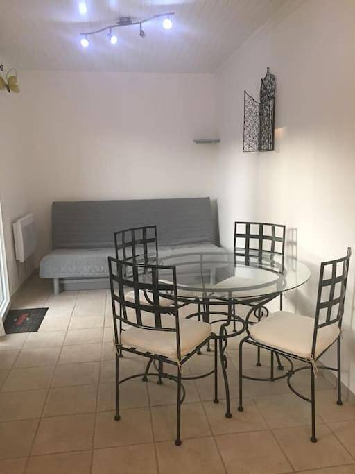 Gîte pour 4 personnes, avec jardin et terrasse à Saint-André-de-Cubzac - 3