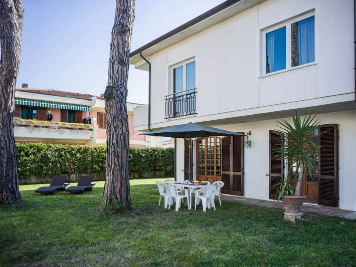 Ferienwohnung für 4 Personen, mit Garten in Marina di Massa - 4