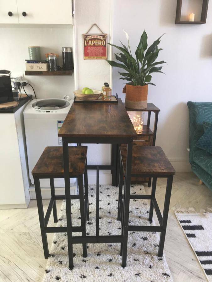 Appartement entier, Maison du Bonheur l Art de vivre à la française Logement entier avec parking in Sainte-Savine, Aube