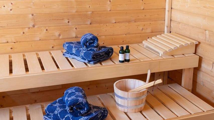 Ferienhaus für 8 Personen, mit Sauna und Terrasse sowie Garten in Lubmin - 4