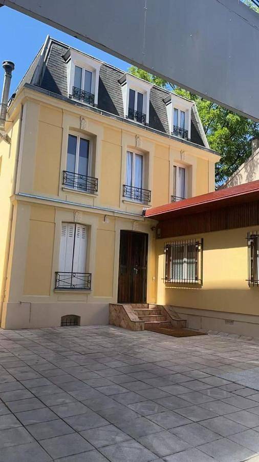 Chambre d’hôte pour 2 personnes, avec vue et terrasse