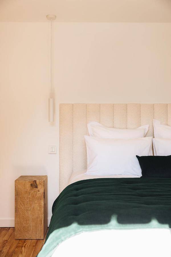 Chambre d’hôte pour 4 personnes, avec terrasse ainsi que vue et jardin