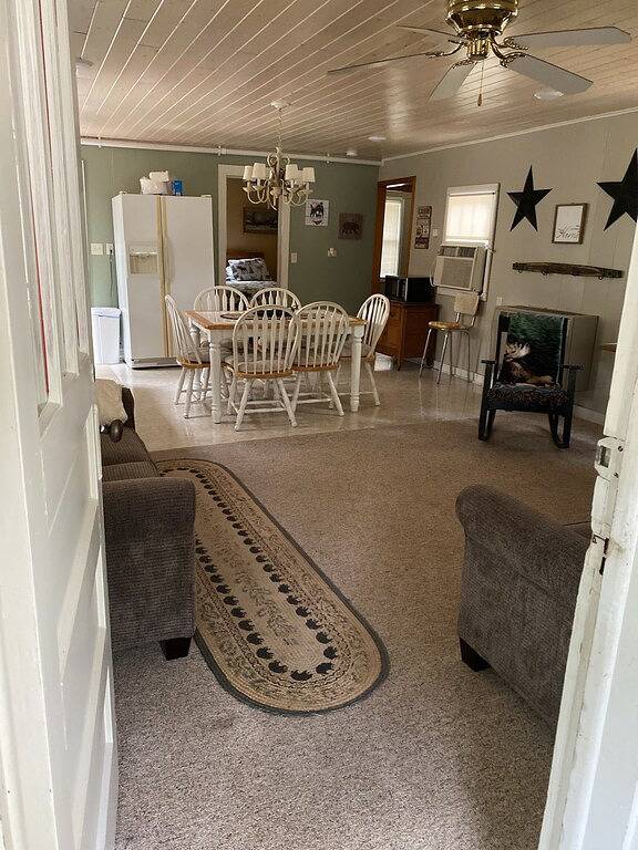 In the Heart of Hatfield- Direct access to Atv trail, Also great for family's in Wisconsin