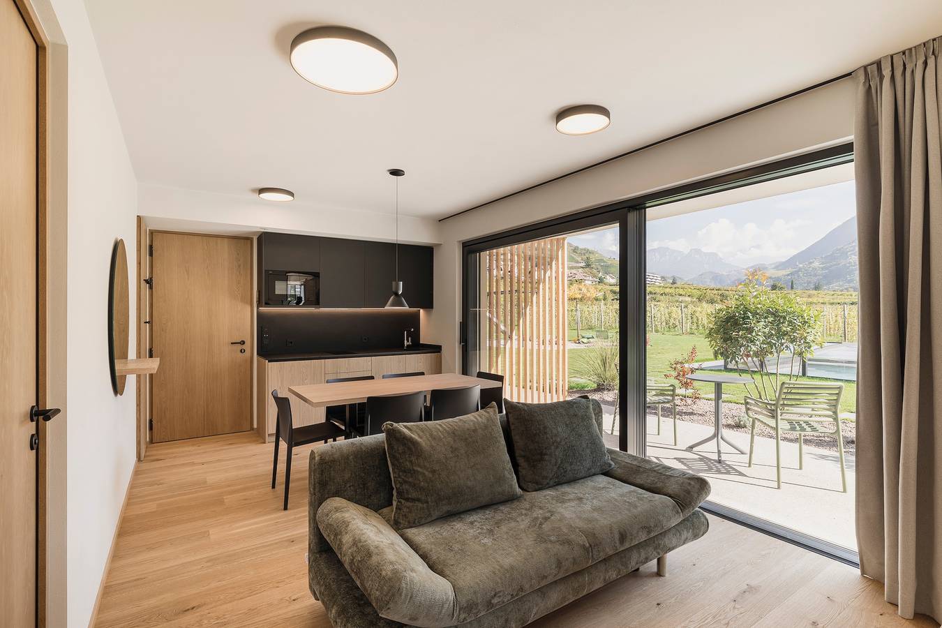 Appartement entier, Appartement Trianglhof « Rentsch » avec vue imprenable sur la montagne et jardin privé in Centro-Piani-Rencio, Bolzano