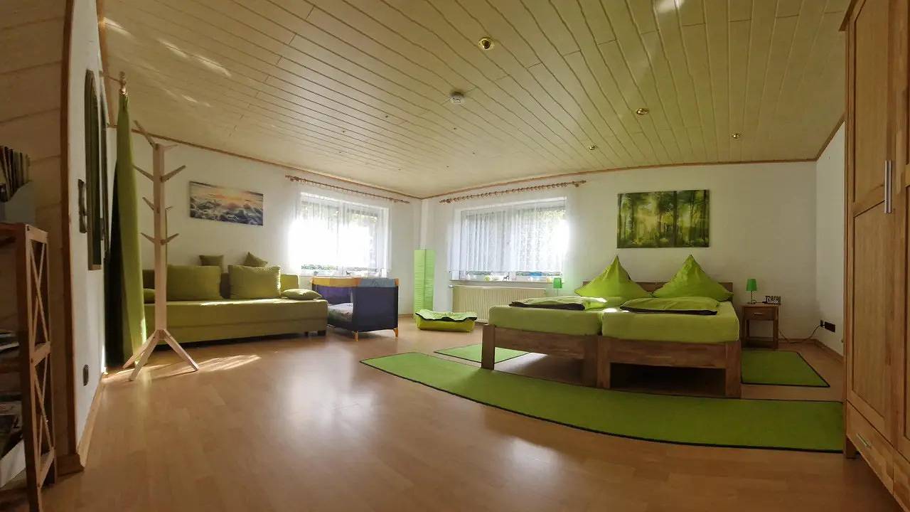 Ganze Ferienwohnung, Ferienwohnung für 2 Personen (65 m²) in Osburg in Osburg, Landkreis Trier-Saarburg