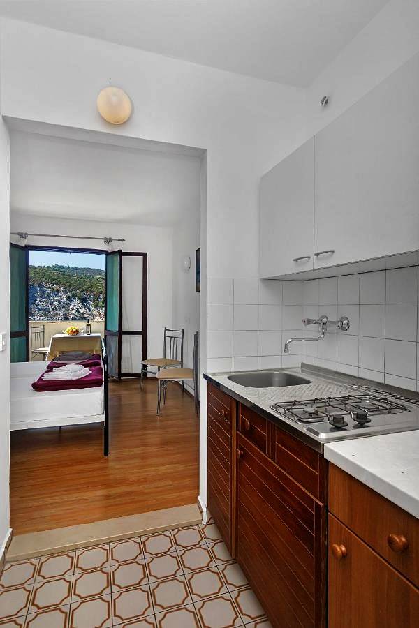Entire apartment, Apartmani Cico in Gdinj, Hvar