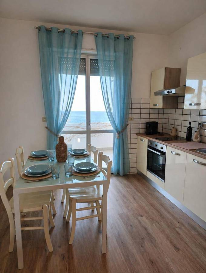 Appartamento per 6 persone, con Balcone e Terrazza nonché Panorama a Fossacesia Marina