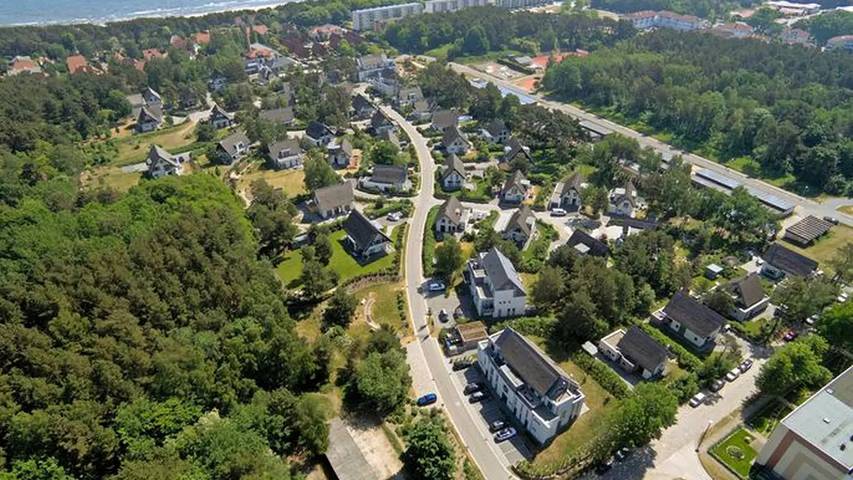 Ferienhaus für 7 Personen, mit Sauna und Garten sowie Terrasse in Karlshagen - 2