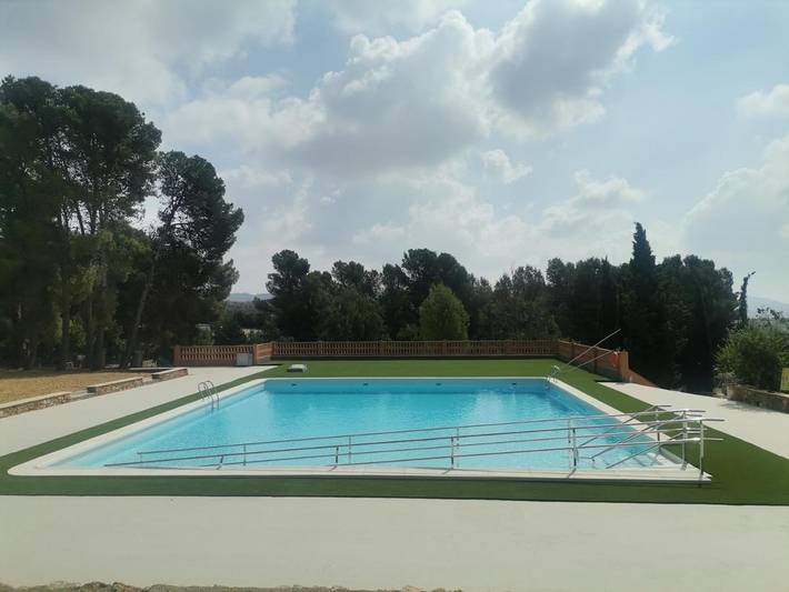 Location de vacances pour 5 personnes, avec terrasse ainsi que jardin et piscine à Albox - 2