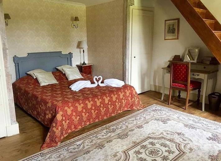 Chambre d’hôte pour 2 personnes, avec jacuzzi et jardin ainsi que piscine et sauna dans Nièvre - 3