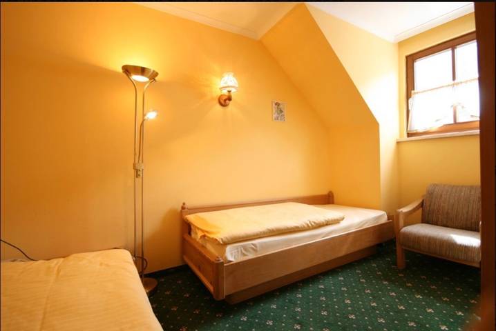 Ferienwohnung für 4 Personen, mit Sauna und Garten in Dachstein