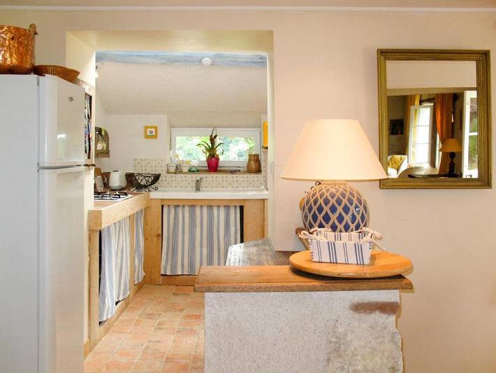 Location de vacances pour 4 personnes, avec terrasse et jardin à Monteaux - 4