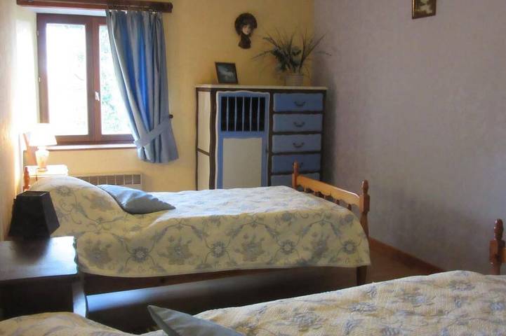 Gîte pour 4 personnes, avec jardin à Tourville-sur-Sienne - 4