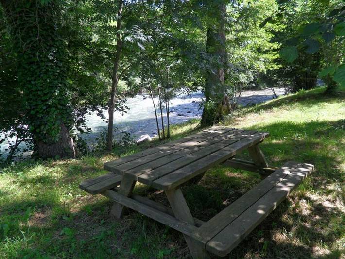 Tente pour 4 personnes, avec Bassin pour enfant et Piscine dans l' Ariège - 4