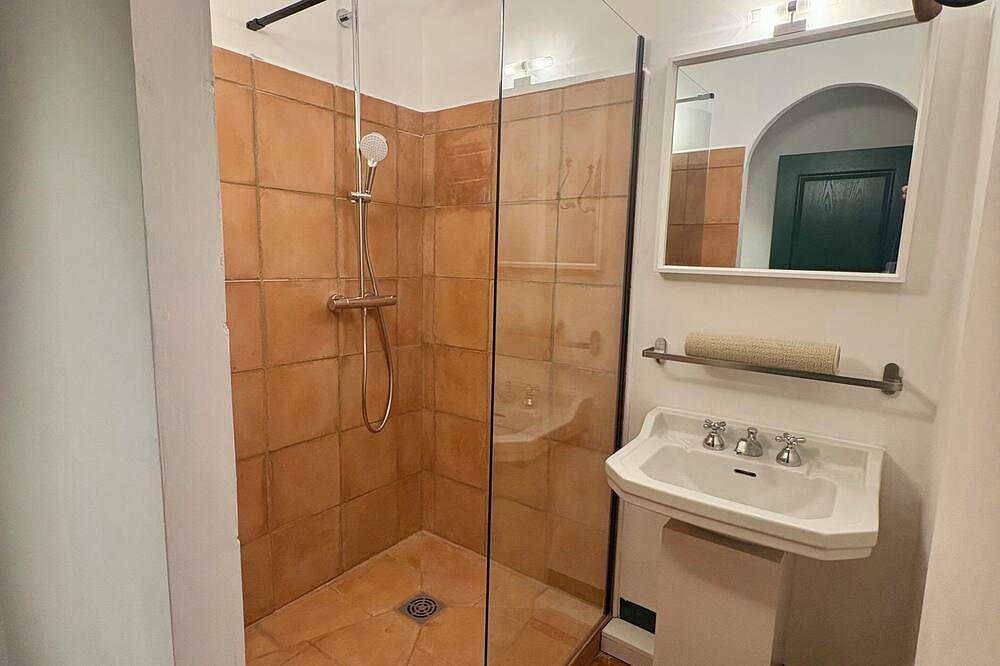 Chambre d'hôte - Villa Magdala - Suite Bassin in Hyeres, Parque nacional Port-Cros