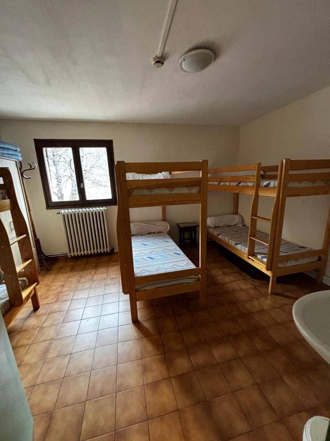 Mixed Dormitory Room in Mizoën, Parc national des Écrins
