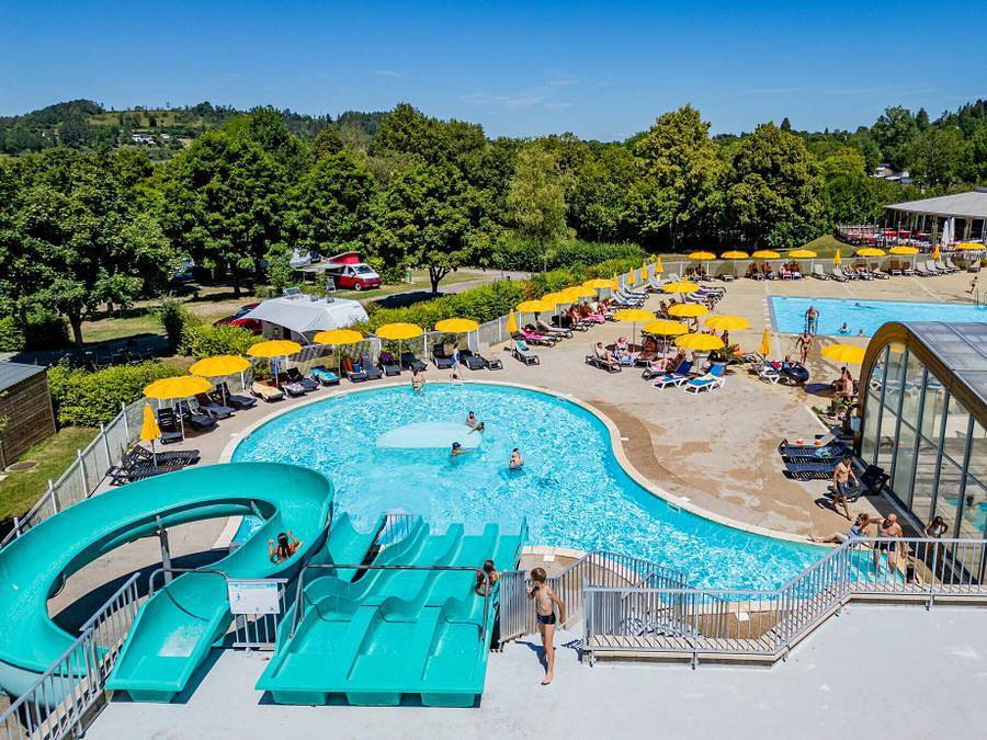 Camping pour 5 Personnes dans Clairvaux-les-Lacs, Jura